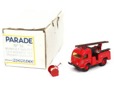 PARADE (FRANCE) (1)