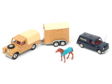 CORGI TOYS (GB) (3)