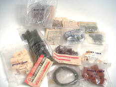DINKY TOYS & DIVERS (13)