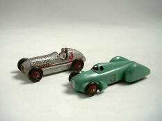 DINKY TOYS (FRANCE) (2)