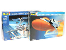 REVELL (USA) (2)