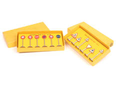 DINKY TOYS (FRANCE) (2)