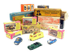 DINKY TOYS GB & CORGI TOYS (18)