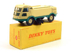 DINKY TOYS FRANCE (1)