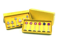 DINKY TOYS FRANCE (2)