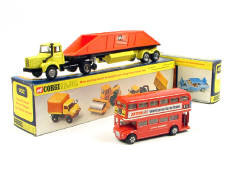 CORGI TOYS (GB) (2)