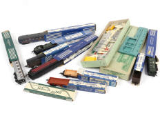 HORNBY 'HO' (10)
