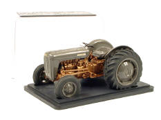 TRACTOYS LTD (GB) (1)