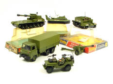 DINKY TOYS (GB) (5)