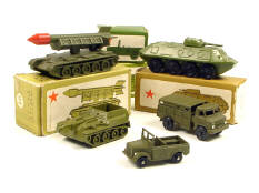 VOENNYE IGRUSHKI (URSS) (5)