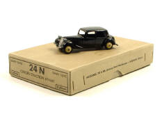 DINKY TOYS (FRANCE) (2)