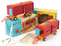 CORGI TOYS (GB) (2)