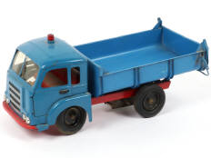 C.I.J. (FRANCE) (1)