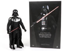 HOT TOYS (JAPON) (1)