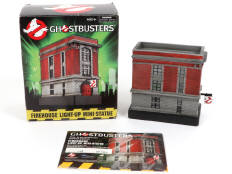 DIAMOND SELECT TOYS (USA) (1)