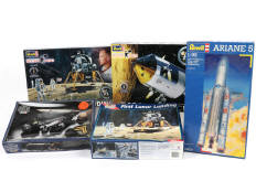 REVELL (USA) (5)