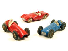 DINKY TOYS (FRANCE) (3)