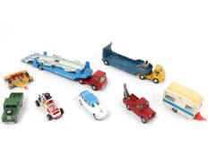 CORGI TOYS (GB) (8)