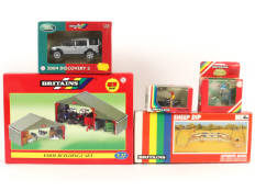BRITAINS (GB) (5)