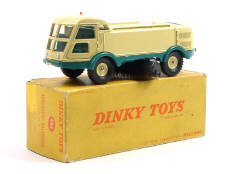 DINKY TOYS FRANCE (1)