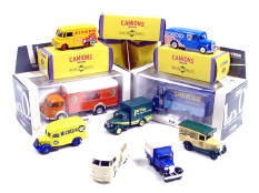 CORGI TOYS & DIVERS (9)