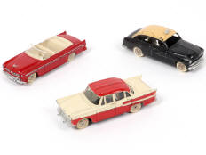 DINKY TOYS (FRANCE) (3)