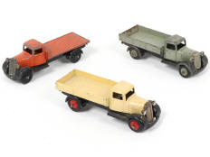 DINKY TOYS (GB) (3)