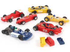 SCALEXTRIC (GB) (6)