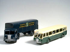 DINKY TOYS (FRANCE) (2)