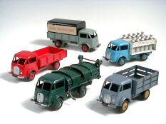 DINKY TOYS (FRANCE) (5)