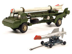 CORGI TOYS (GB) (2)