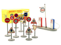 DINKY TOYS (FRANCE) (3)