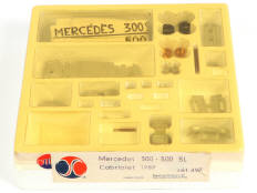 A.M.R. - X (FRANCE) (1)