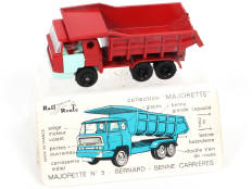 MAJORETTE (FRANCE) (1)