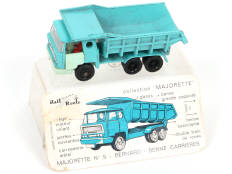 MAJORETTE (FRANCE) (1)