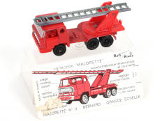 MAJORETTE (FRANCE) (1)