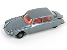 MAJORETTE (FRANCE) (1)