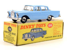 DINKY TOYS GB (1)
