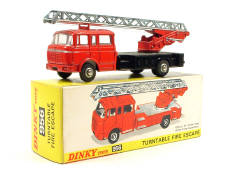 DINKY TOYS GB (1)