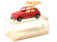 MAJORETTE (FRANCE) (1)