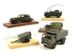 OLD CARS & DIVERS (4)