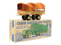 QUIRALU (FRANCE) (1)