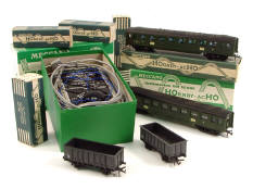 HORNBY 'HO' (8)