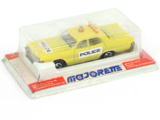 MAJORETTE (FRANCE) (1)