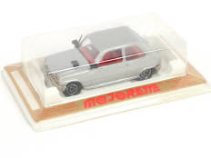 MAJORETTE (FRANCE) (1)