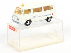 MAJORETTE (FRANCE) (1)