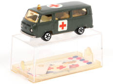 MAJORETTE (FRANCE) (1)