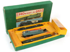HORNBY 'HO' (1)