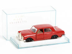 MAJORETTE (FRANCE) (1)