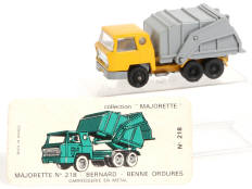 MAJORETTE (FRANCE) (1)